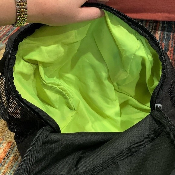 Large Adidas black backpack. Has two outside water bottle pockets. 3 big pockets - Picture 8 of 10